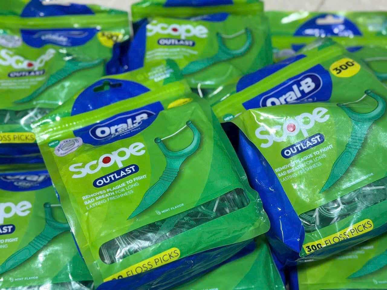 Tăm Chỉ Nha Khoa Oral-B Glide Scope Outlast