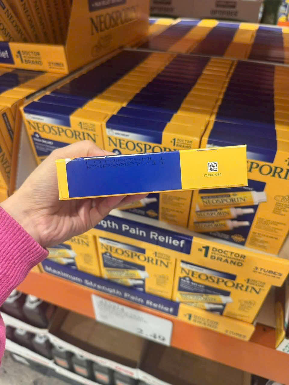 NEOSPORIN – Kem mỡ đa năng